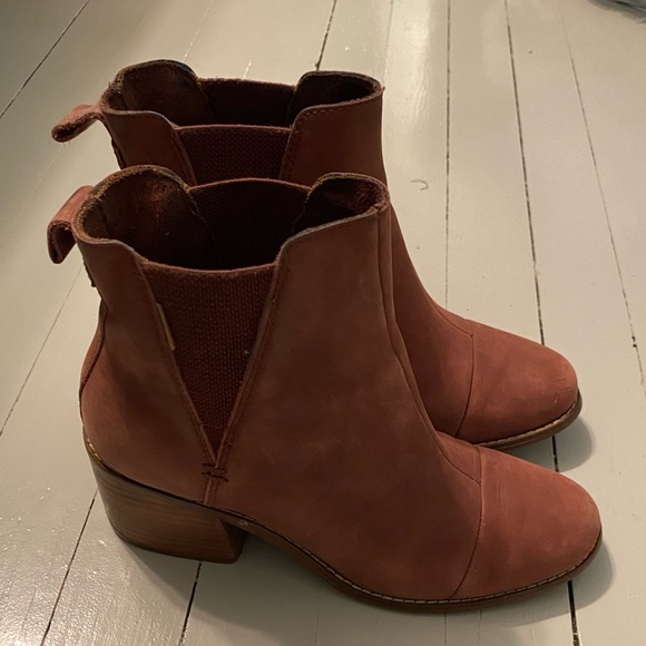 TOMS maroon leather boots - Picture 3 of 6